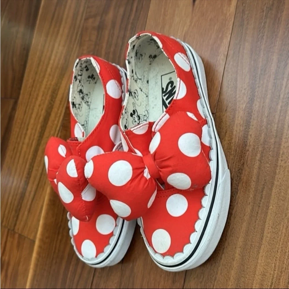 DISNEY MINNIE MOUSE BOW VAN SNEAKERS
SIZE WOMAN 5.5 - Picture 3 of 10